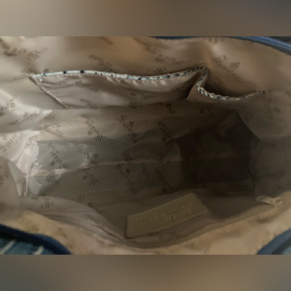 Suisse Bag - Picture 7 of 9